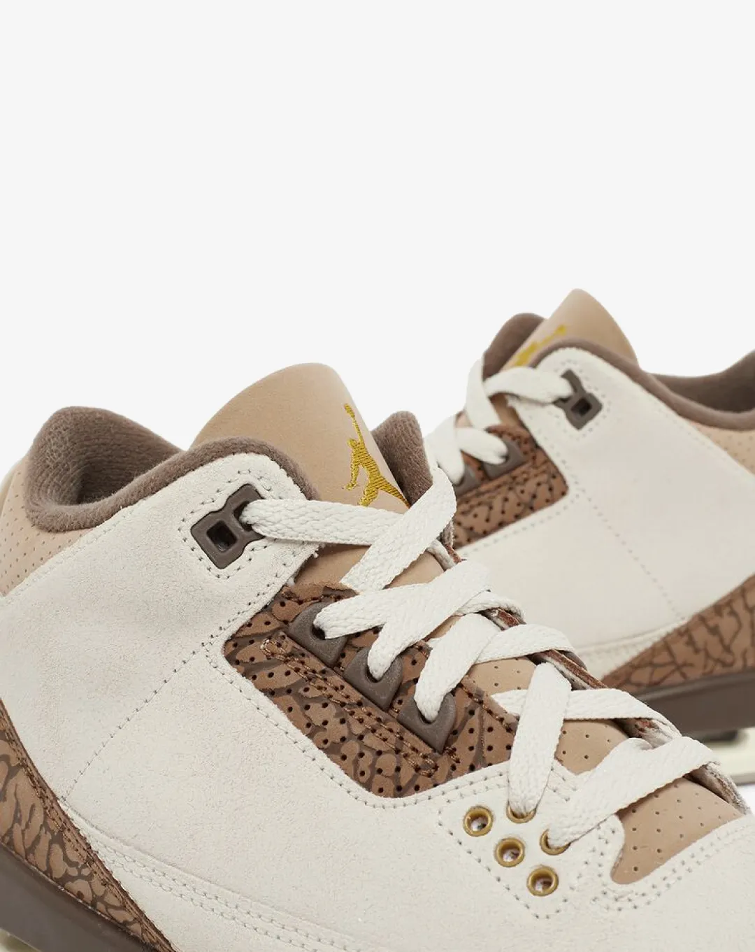 Air Jordan 3 Retro "Palomino?? Sneakers Neutral Base material