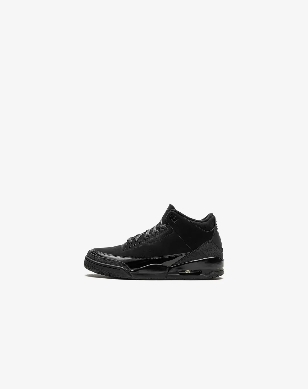 Air Jordan 3 "Black Cat" 2025 Sneakers Freedom