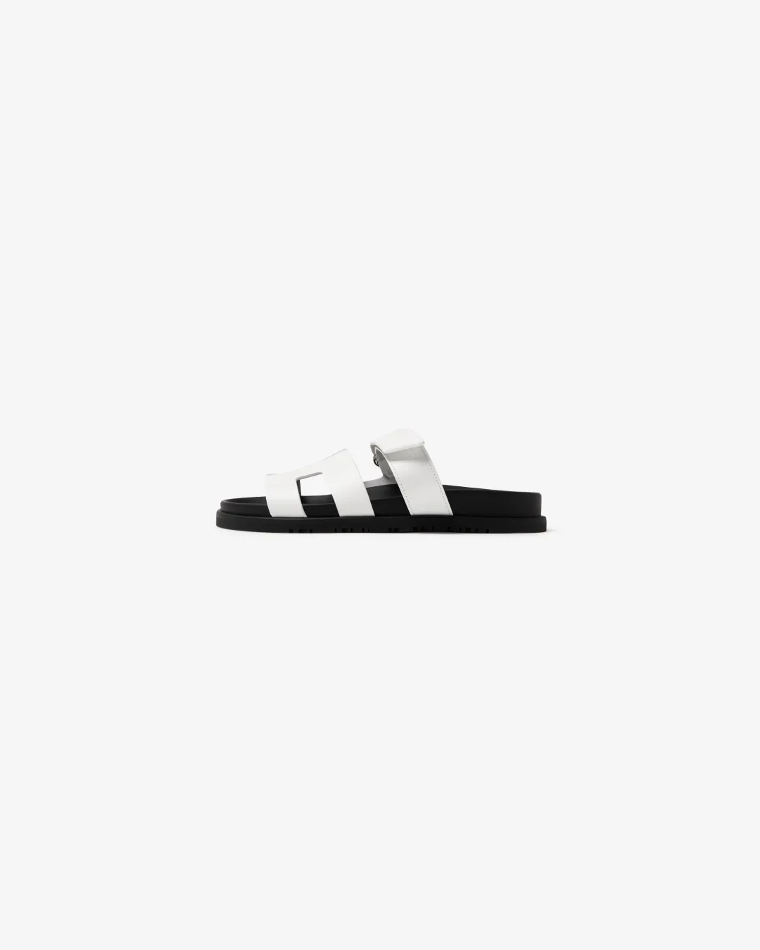 right - foot shoe Outdoor Adventure Hermes Chypre Sandal in White