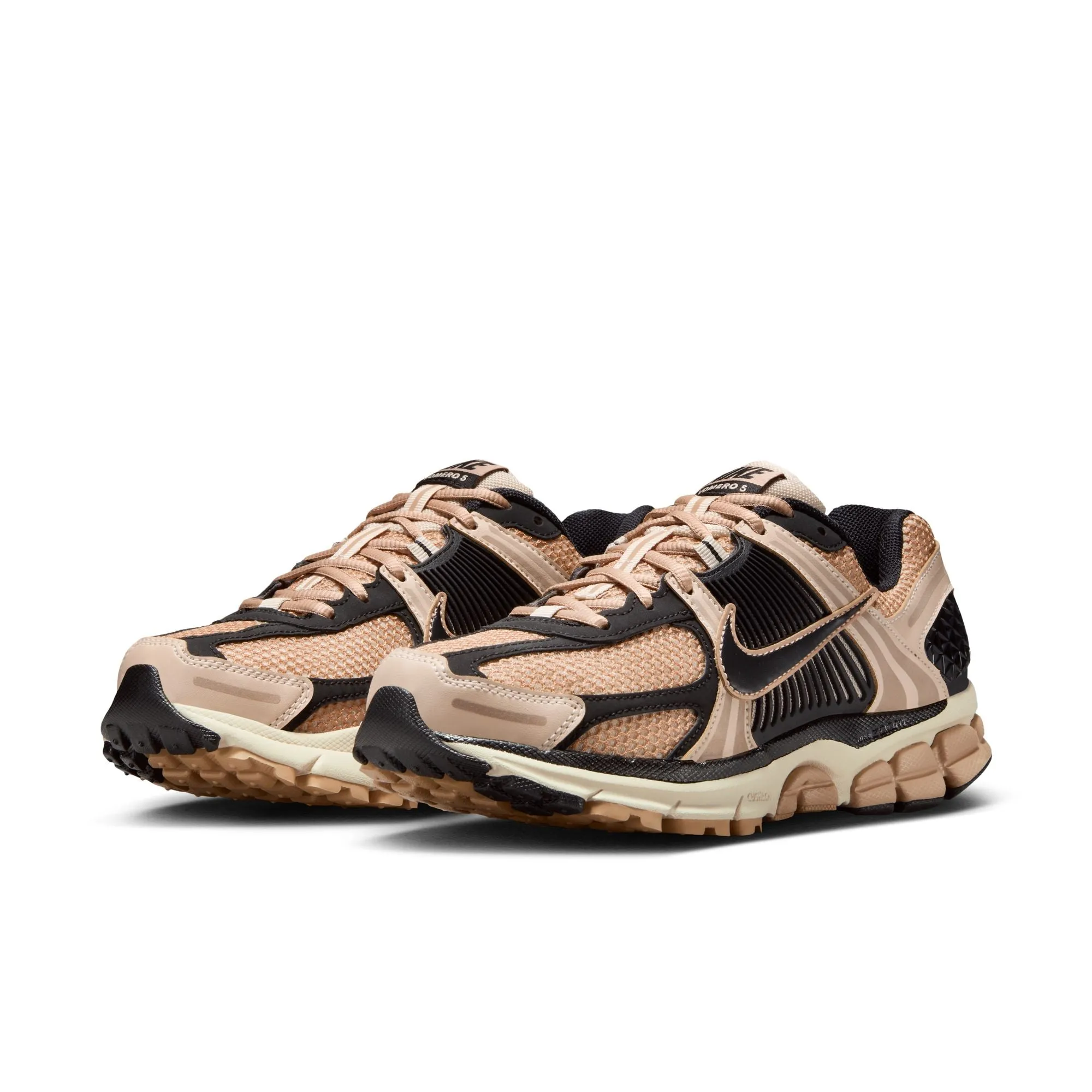 Wide fit W NIKE ZOOM VOMERO 5