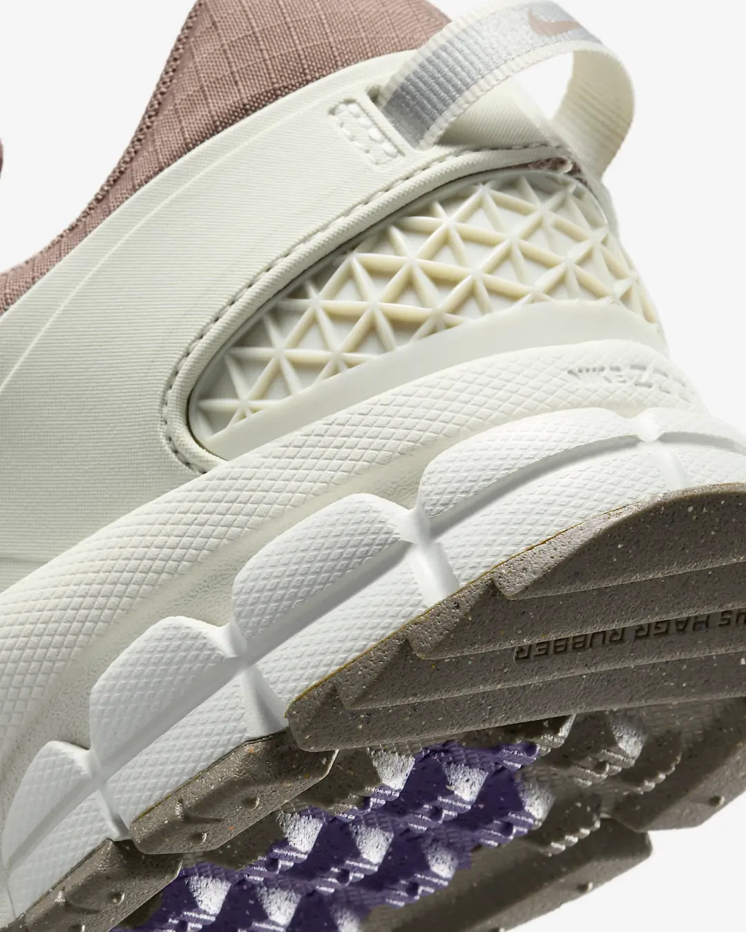 Fashionable carbon - fiber midsole shoes Nike Zoom Vomero 5 Roam "Light Bone Mink Brown" Sneakers
