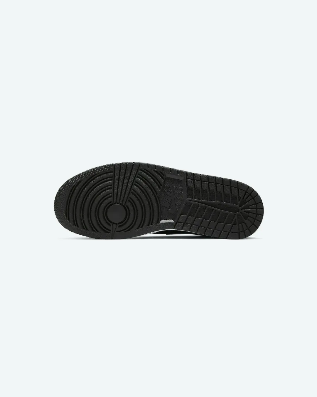 Comfort Walk Nike Air Jordan 1 Mid Hyper Royal Black White