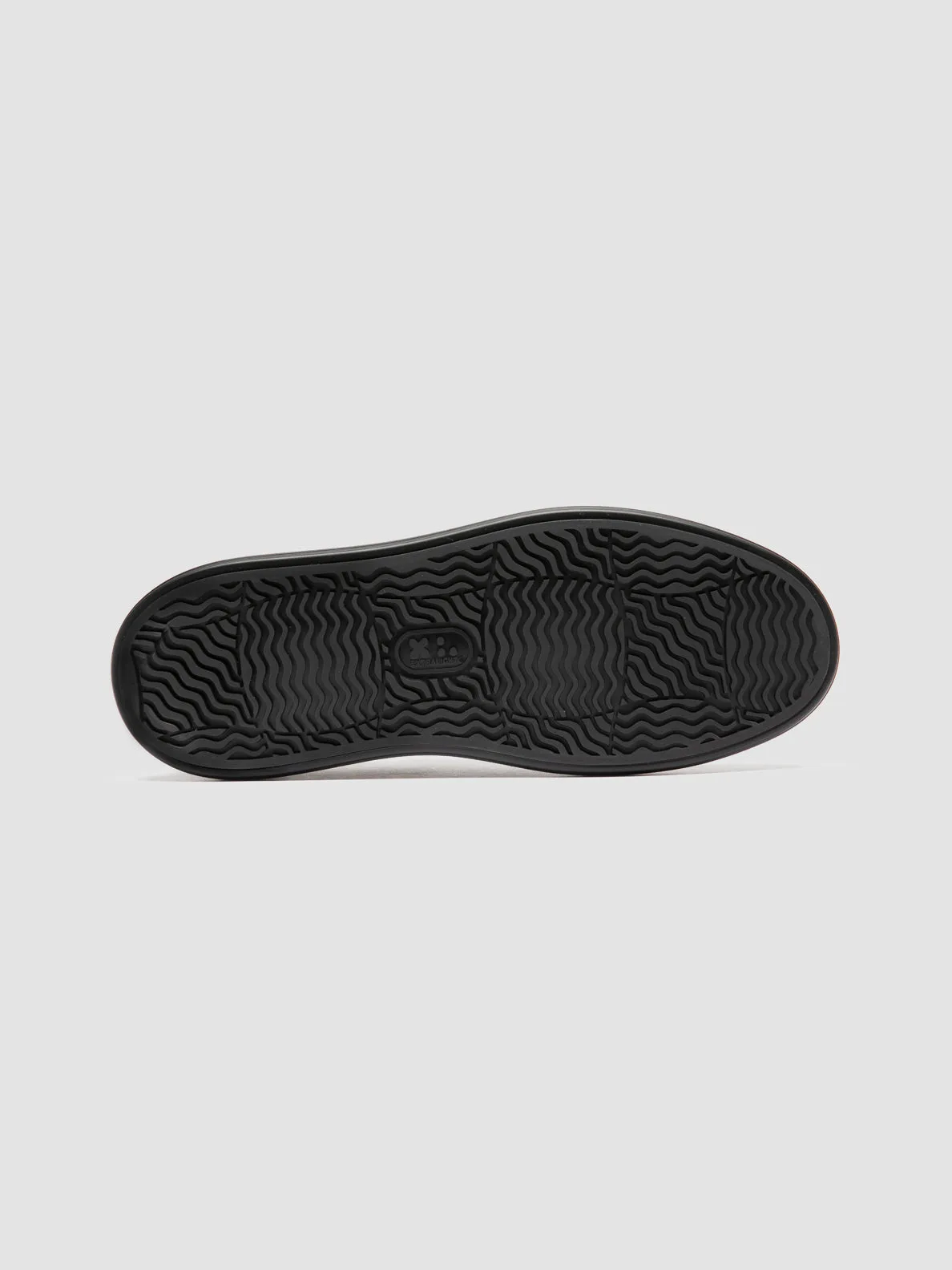 Foot Fresh SLOUCH 001 - Black Leather Sneakers