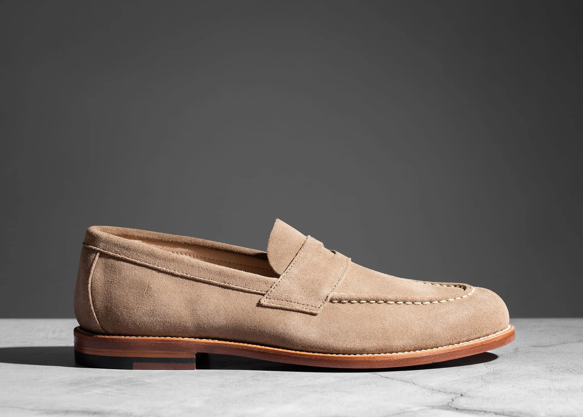 Unlined Traveler Penny Sand Suede Chill Walk Wide Path Lane