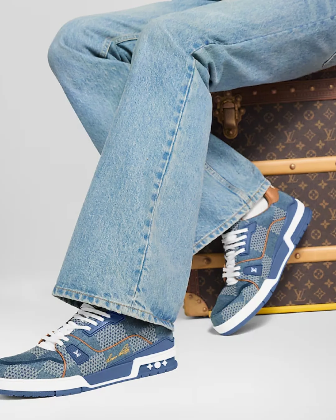 Louis Vuitton Trainer sneaker in Damier 3D denim star - design shoes forefoot - padded running shoes
