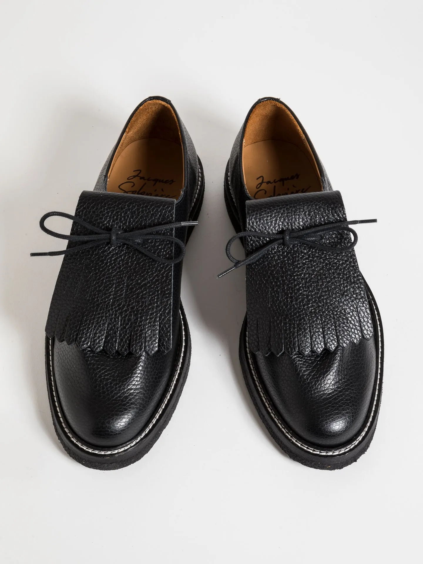 RAY BLACK GRAINED Quiet Luxury