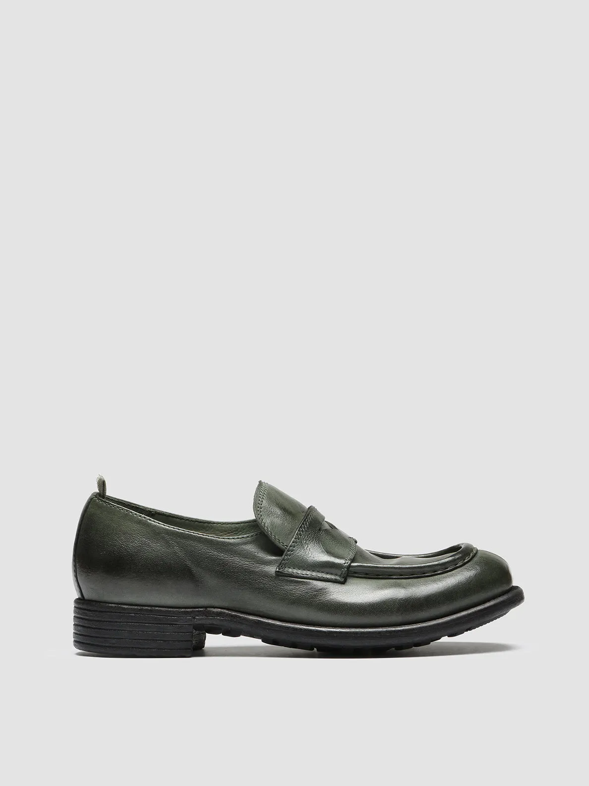 Trendy Daily lake walk CALIXTE 020 - Green Leather loafers