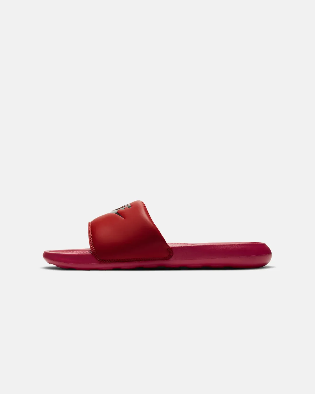Nike Victori One Slide - Red waterproof - feature shoes post - run