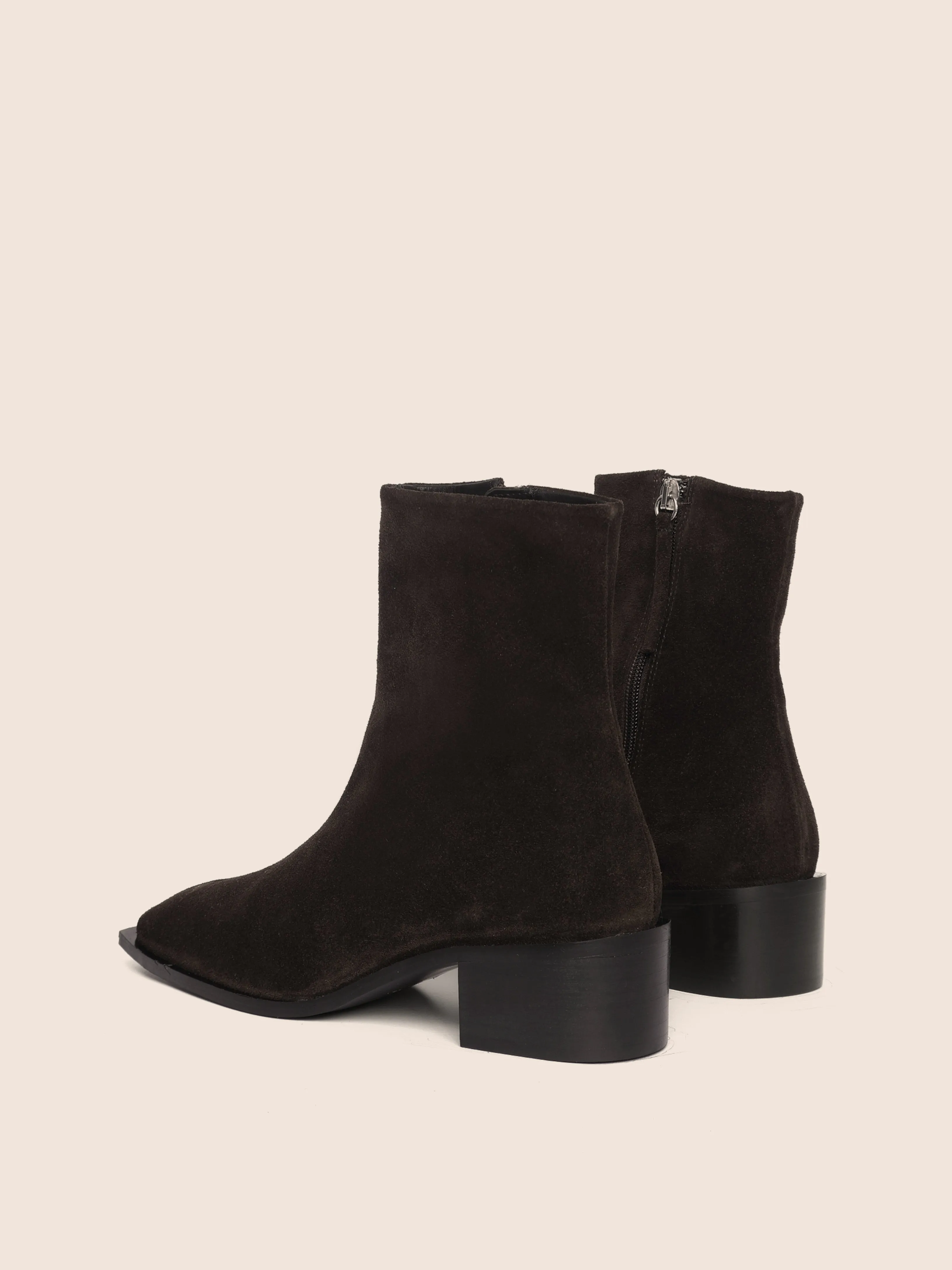 Adventure Gear Moisture-wicking Palma Brown Suede Boot
