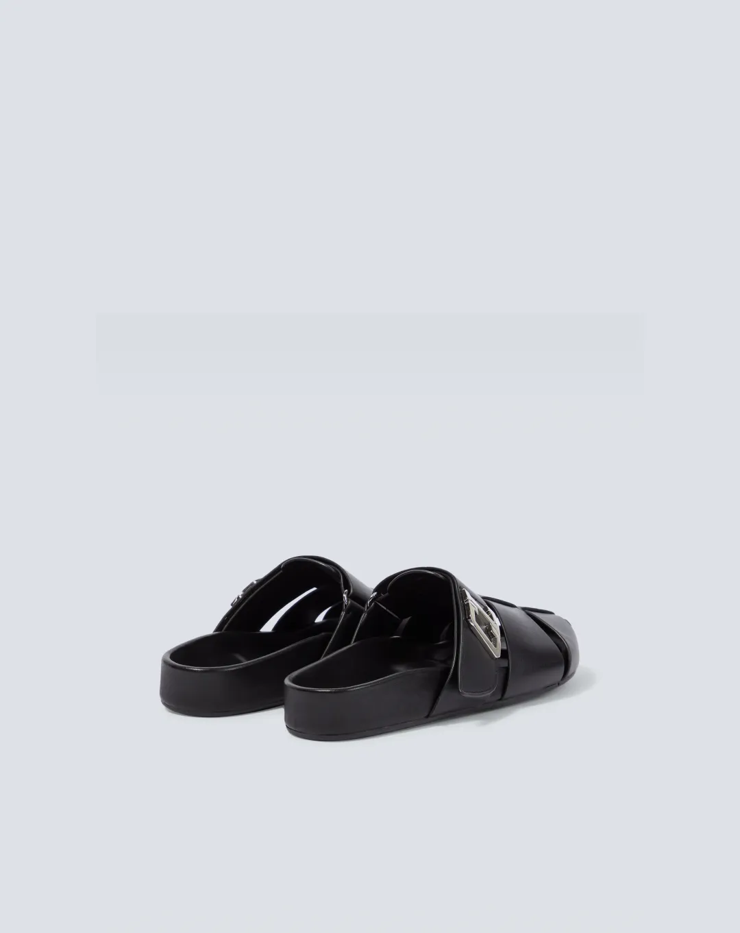 Cushioned Running flexible midsole shoes Christian Louboutin Abubizz Leather Slippers