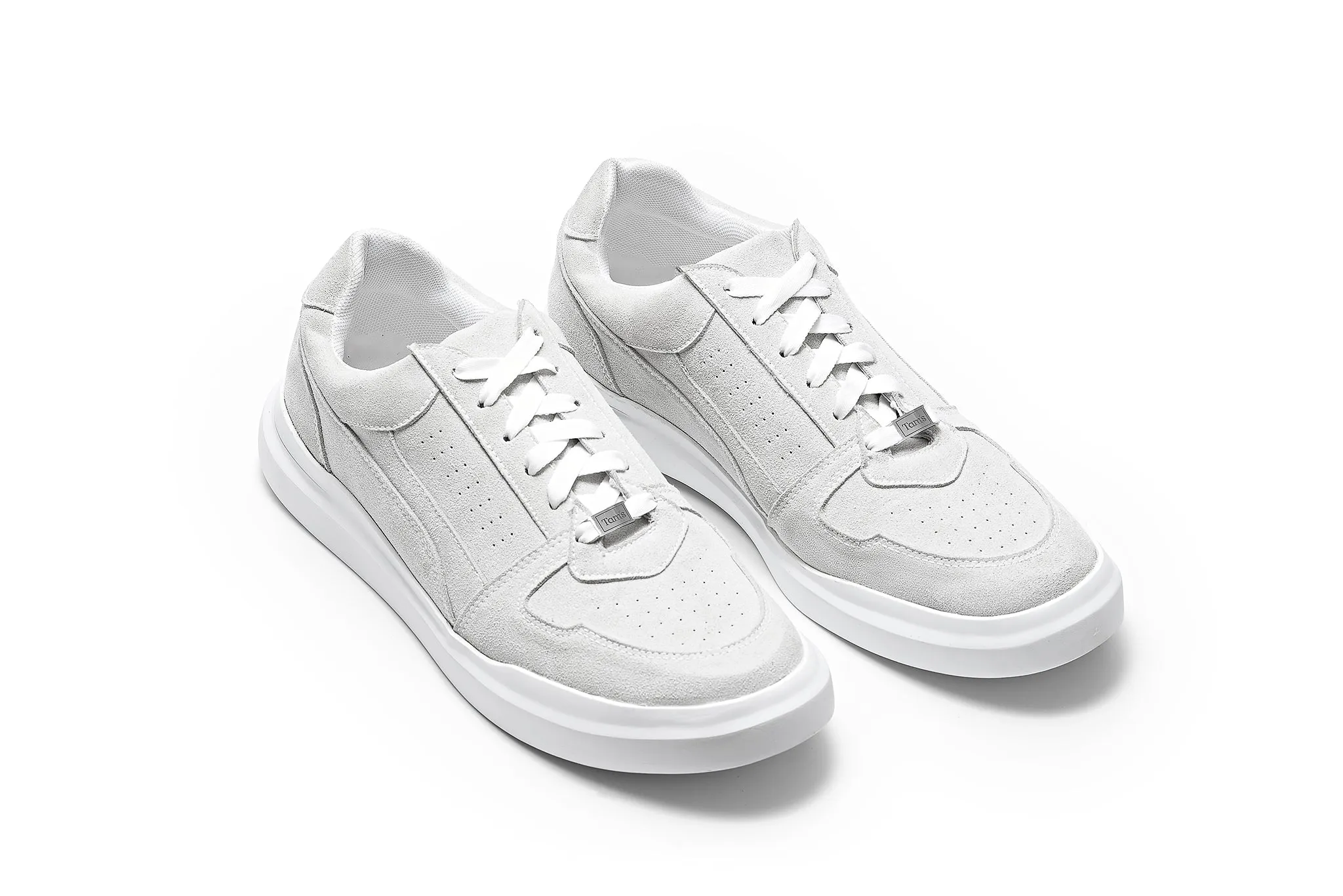 Trendy Accessory kicks sneakers