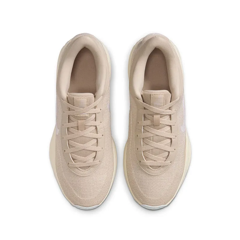 G.T. HUSTLE ACADEMY EP Slip-resistant ease