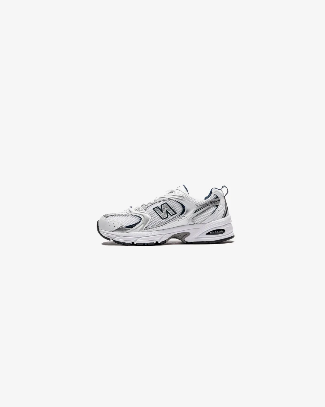 Training Gear New Balance 530 White Silver Navy Sneakers