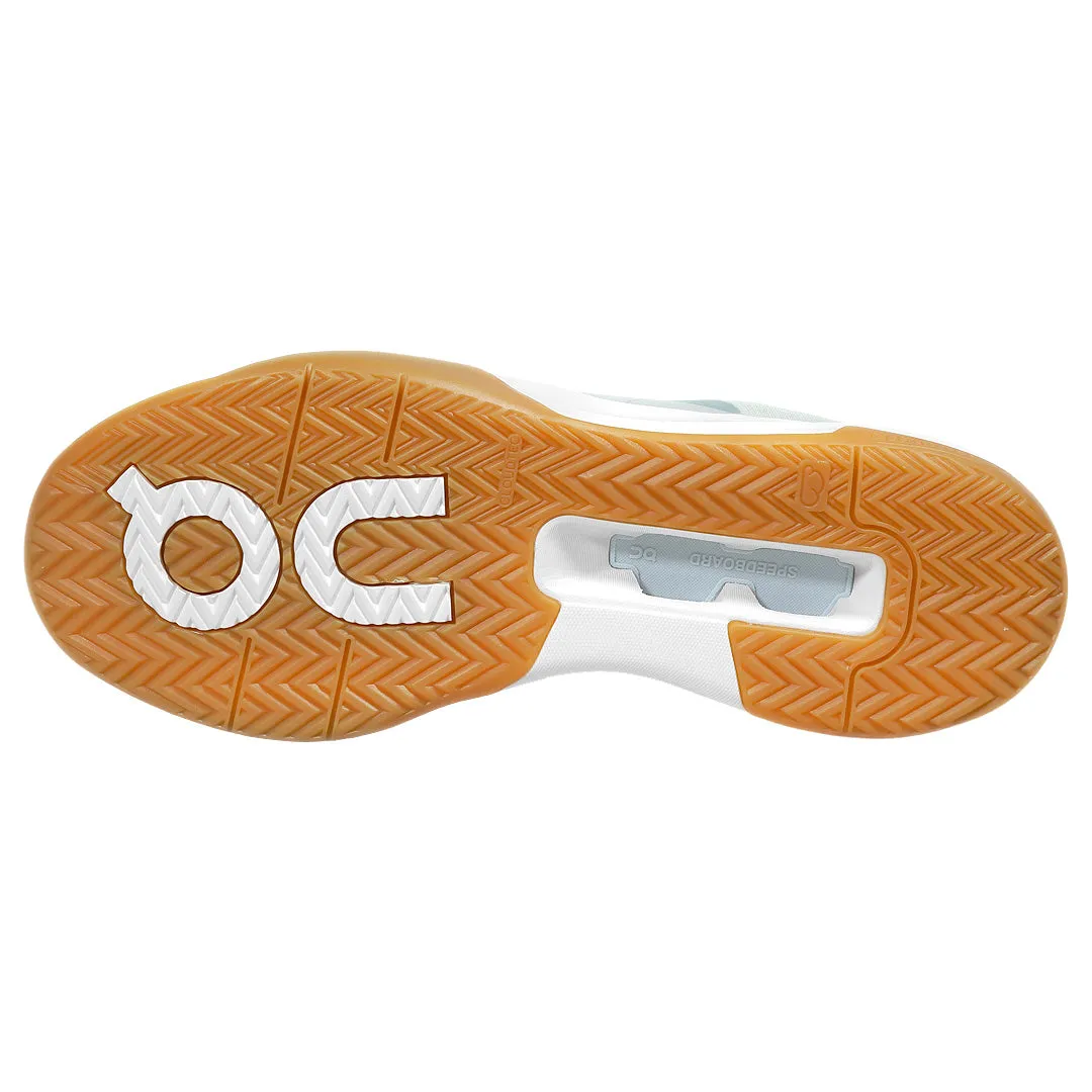 Smooth Movement On Women's THE ROGER Advantage Pro - Arctic/White