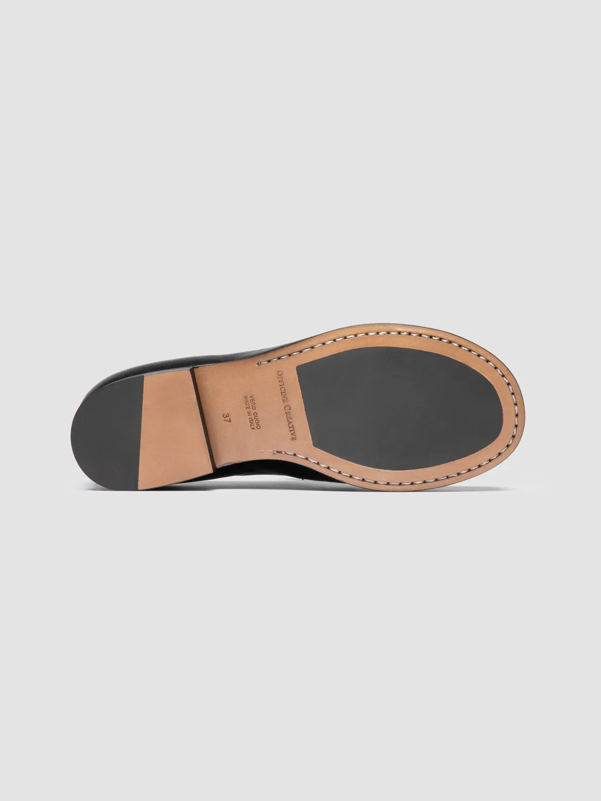 Travel Light BECKY 101 - Black Leather Penny Loafers