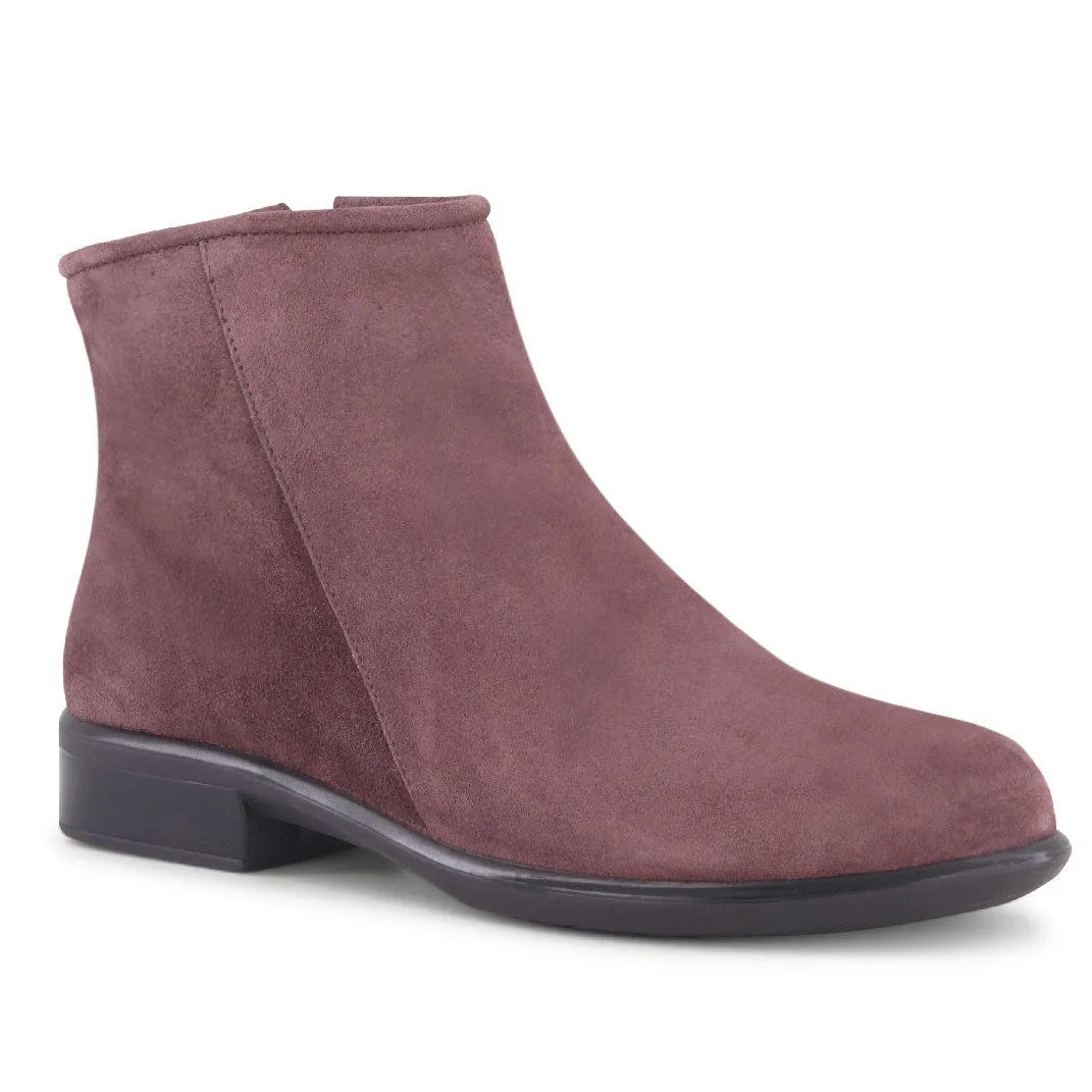 Norther Fashion-Forward Ultra-soft shock absorption