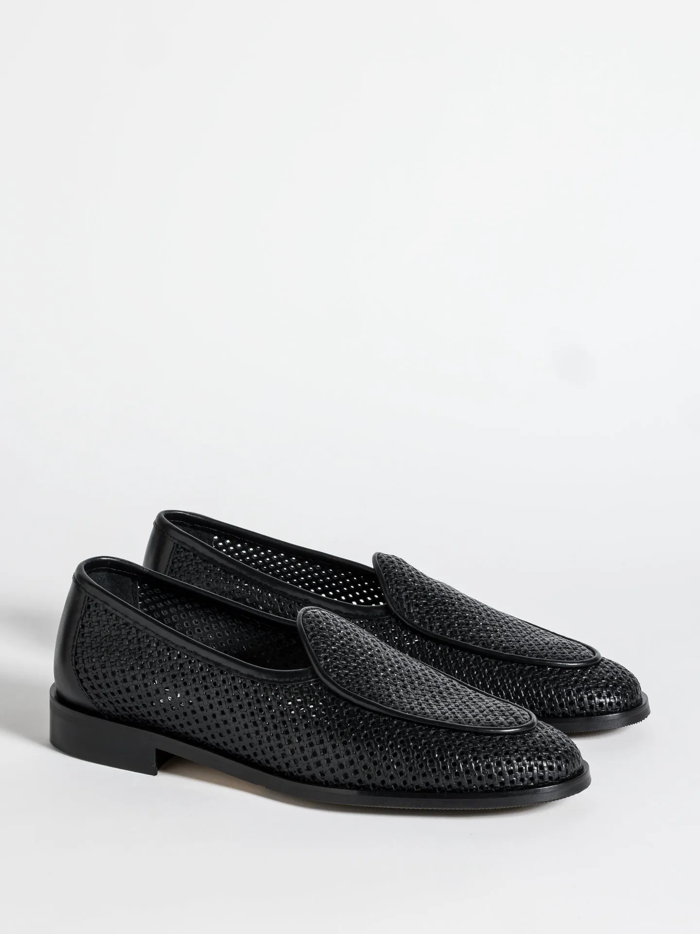 JACQUES NEW PERFO BLACK Comfortable Leather Slip-ons Elastic Insert