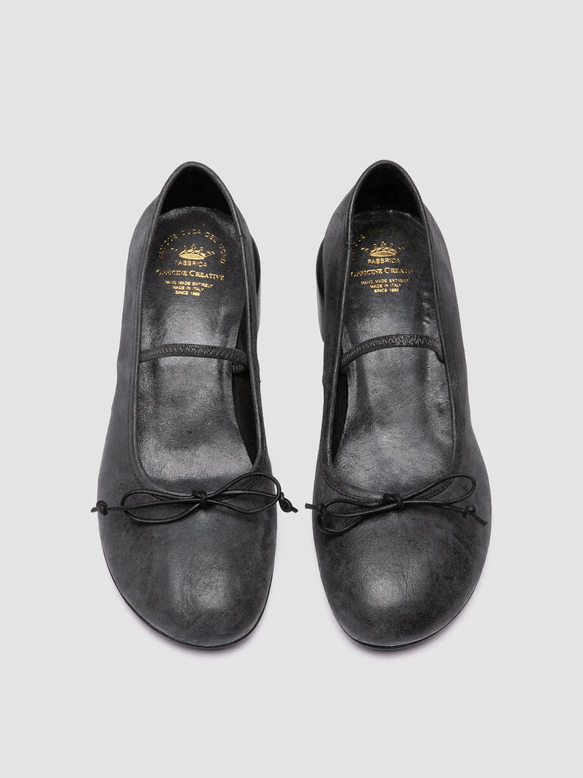 Travel Light FLORE 009 - Black Leather Mary Jane Shoes
