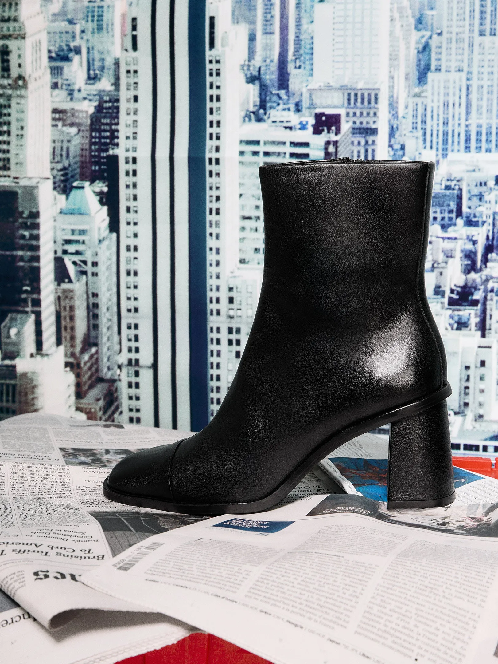 High Quality Avila Black Boot