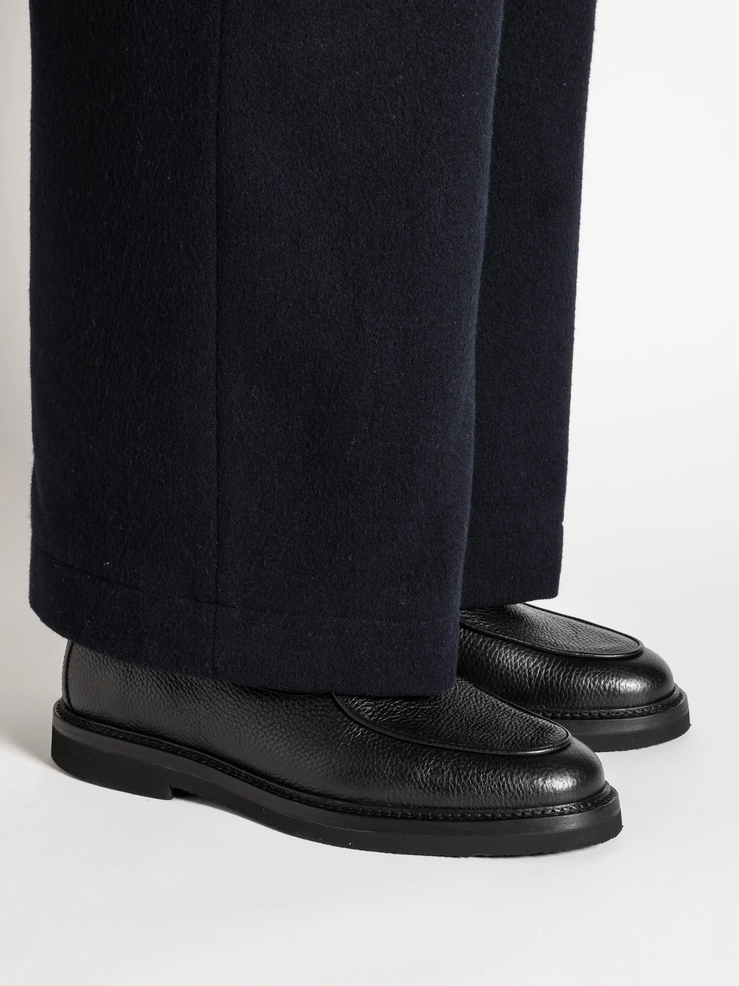 ALEXIS ALL BLACK Sole True