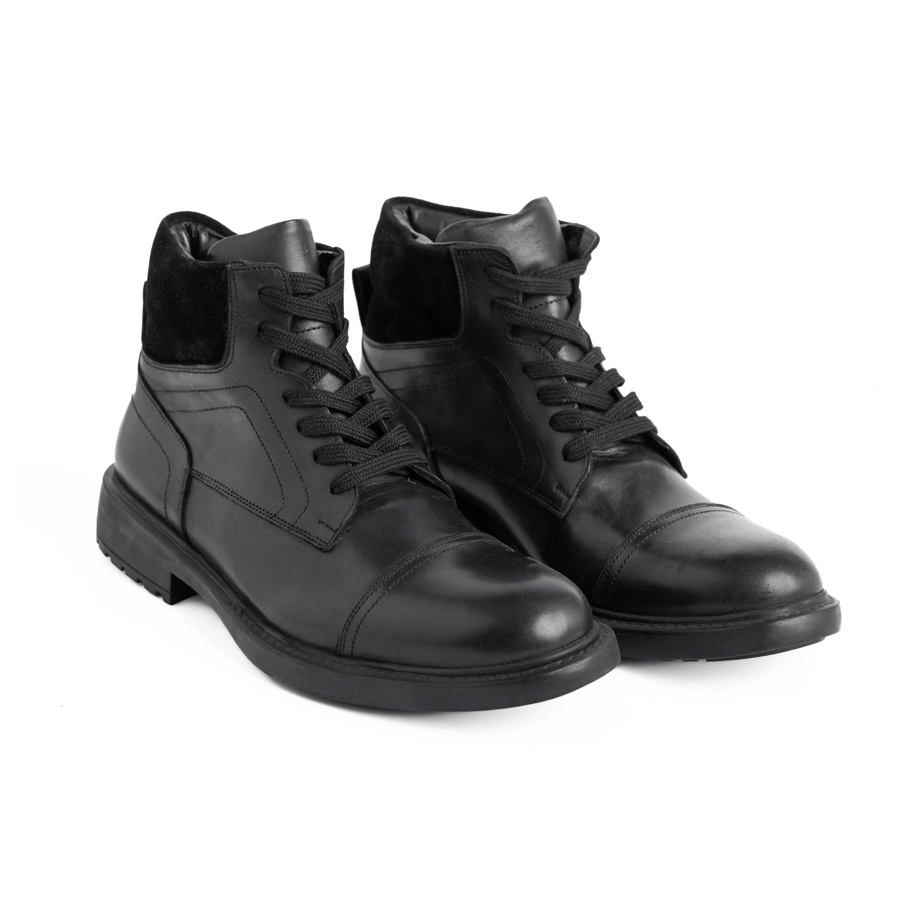 Trekker Boots running in coastal areas psychologically - satisfying