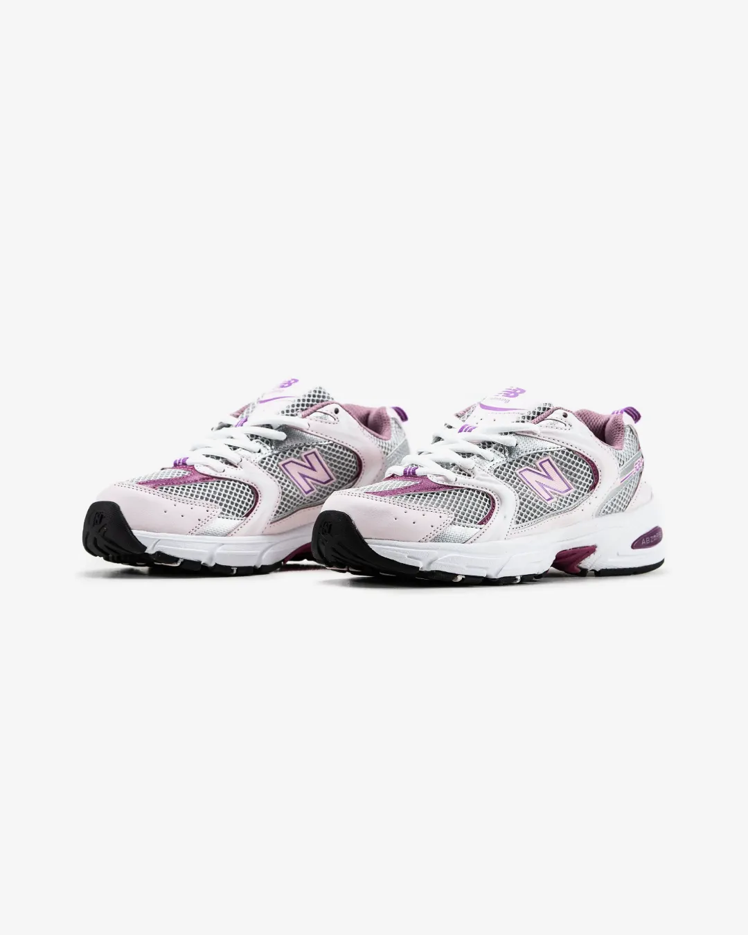 Long Distance Support New Balance 530 Pink Sneakers
