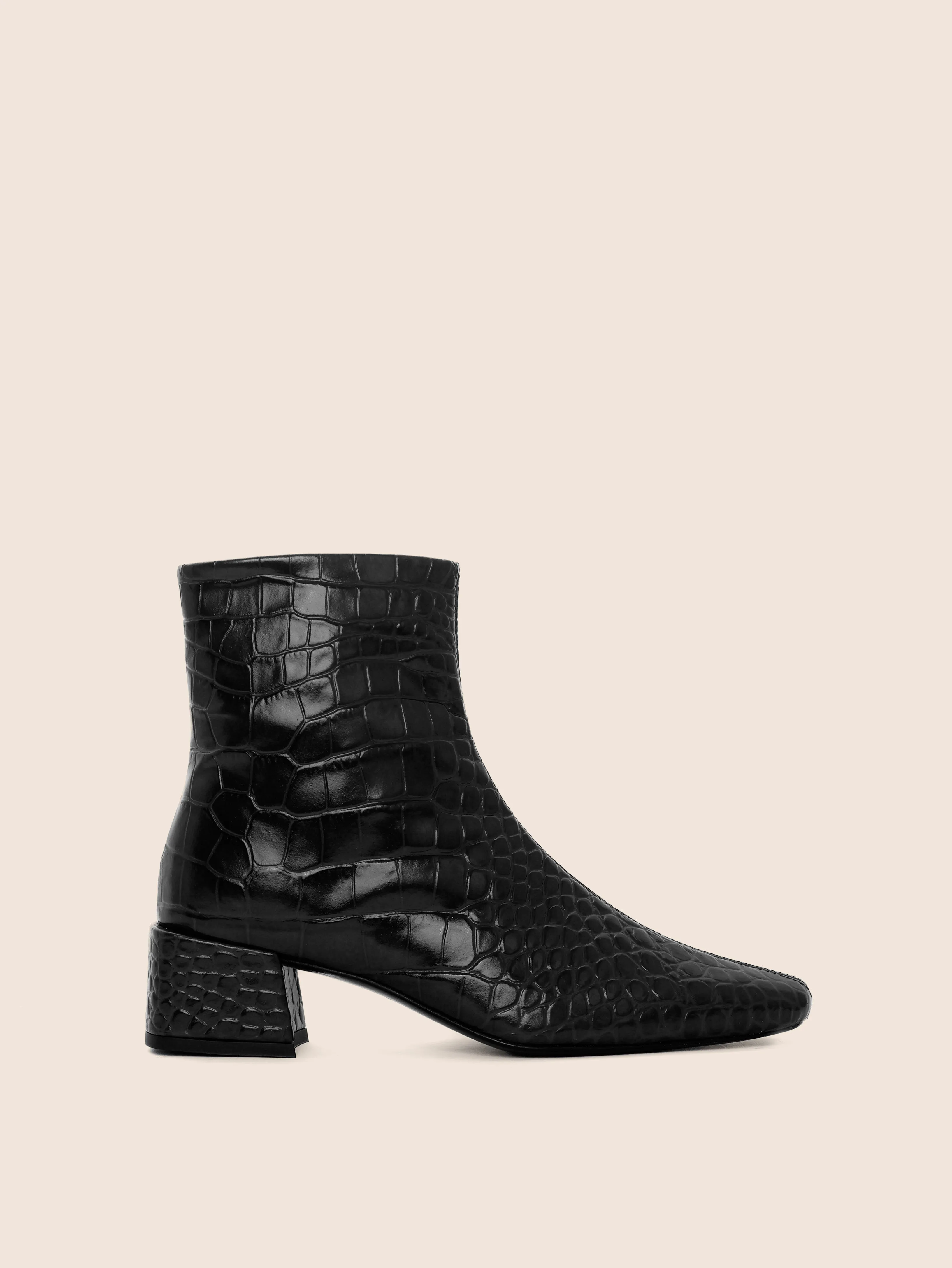 Non-Slip Grip Lisboa Black Croco Boot