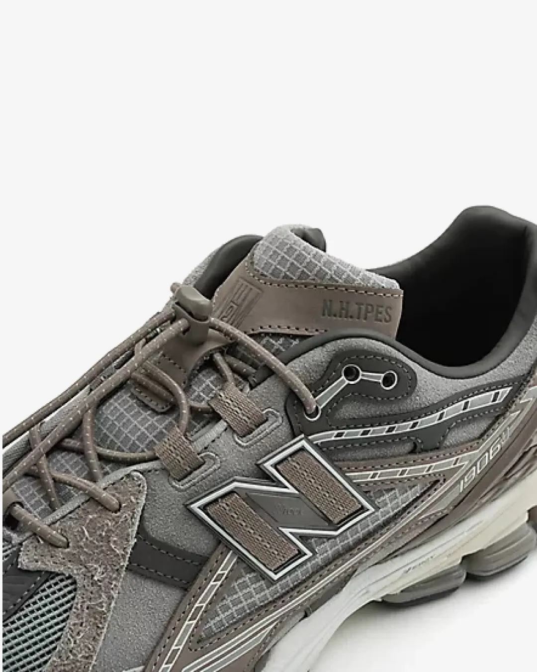 EVA - midsole - comfort - cushion shoes INVINCIBLE x N.HOOLYWOOD x New Balance M1906NIH ??Grey Titan?? Sneakers