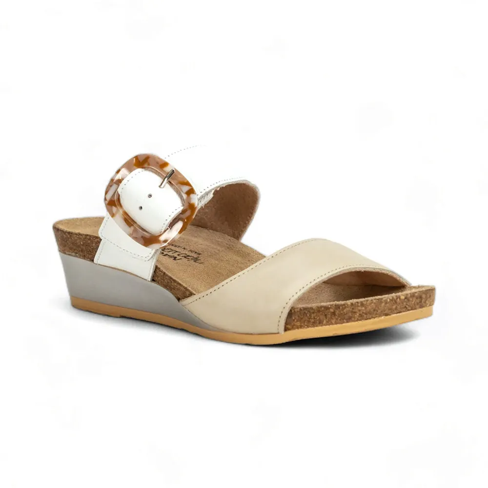 Lightweight Gear Kingdom Wedge Sandal (5054)