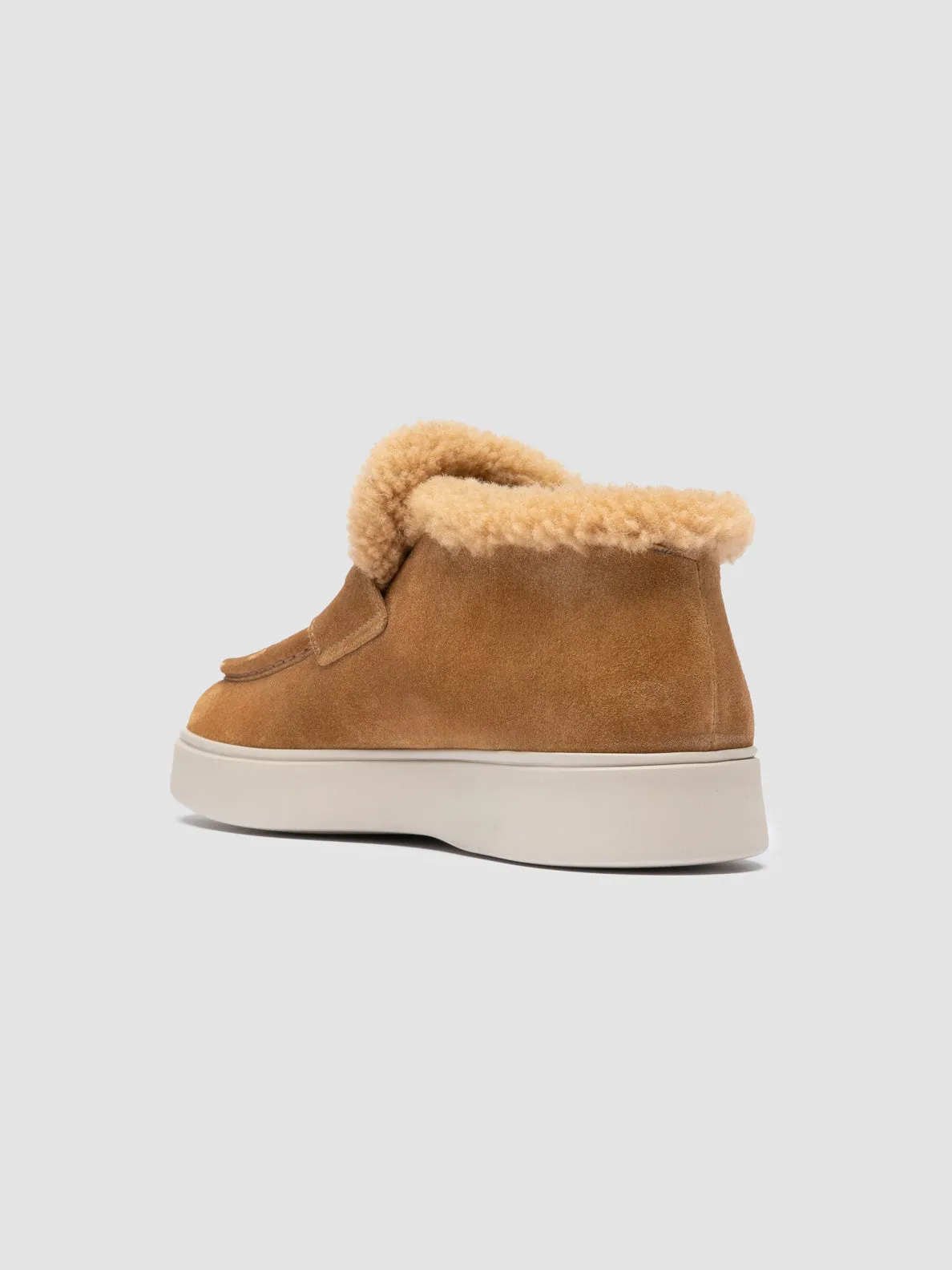 Bush Step Practical Fit FRAME 111 - Camel Suede Chukka Boots