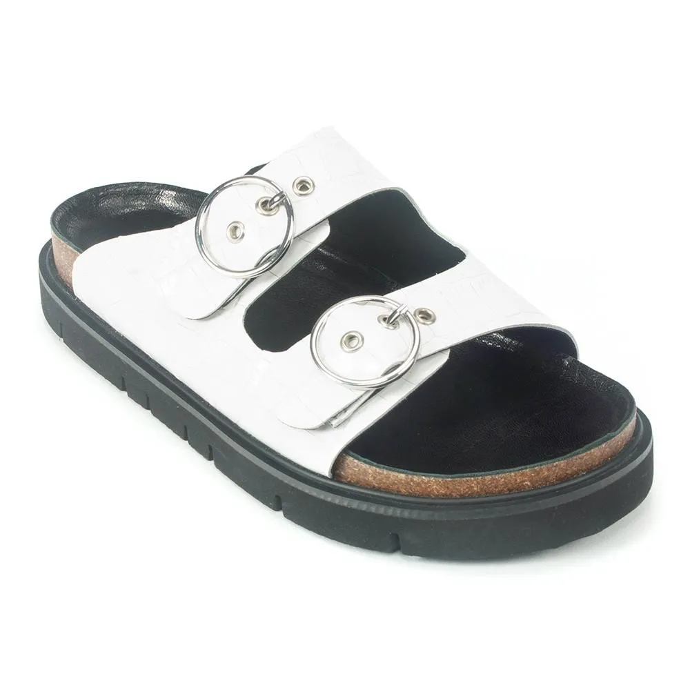Circle Buckle Lowform Sandal Bounce Support Flex Comfort