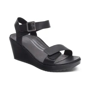 Foot Friendly Aetrex Andrea SS25