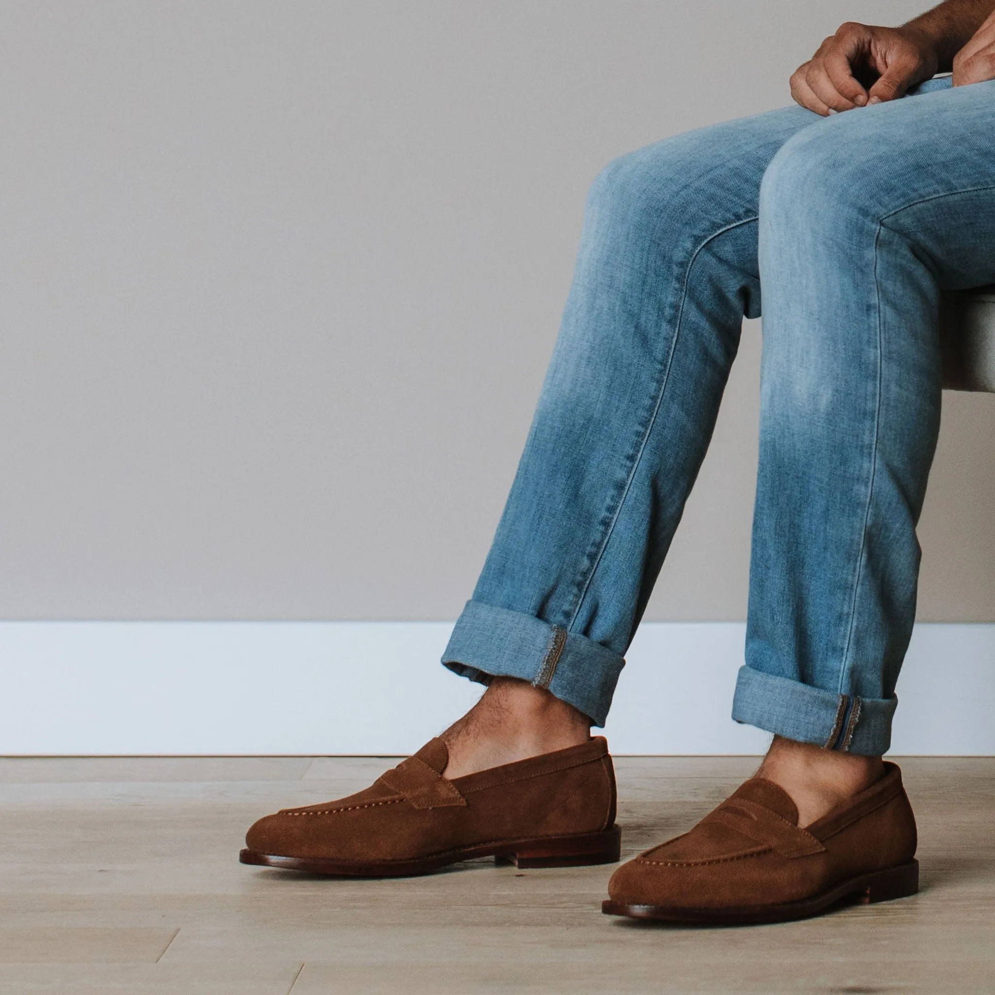 Traveler Penny Bourbon Suede Executive Style Urban Day