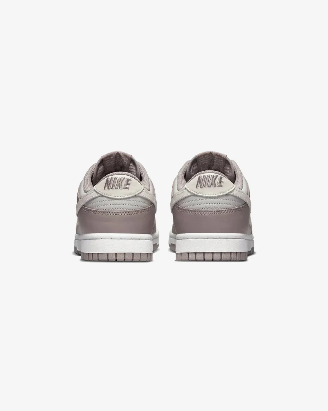 Form Ease Nike Dunk low Bone Beige Sneakers