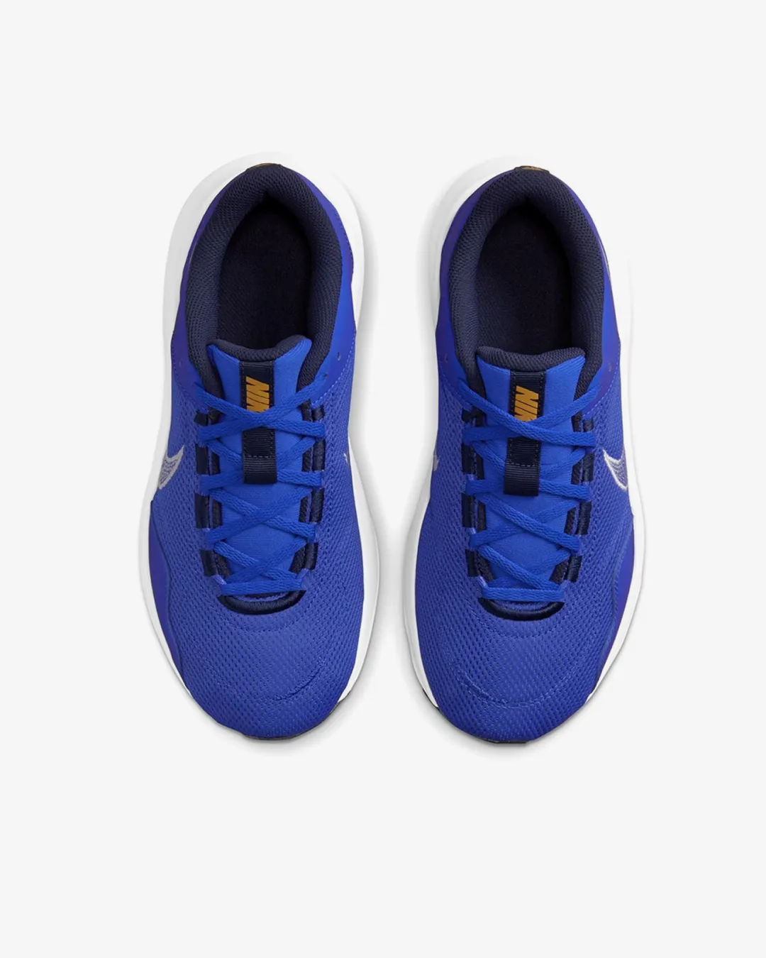 running in the heat Nike Legend Essential 3 Next 3 Nature Racer