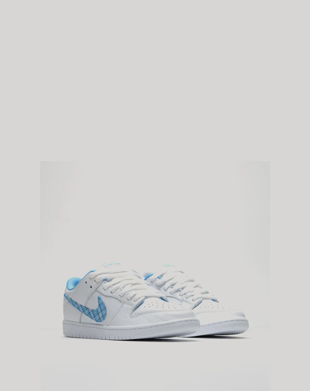 Nicole Hause x Nike Sb Dunk Low ??White/Univeristy Blue' Sneakers Neo Pop Kids Play