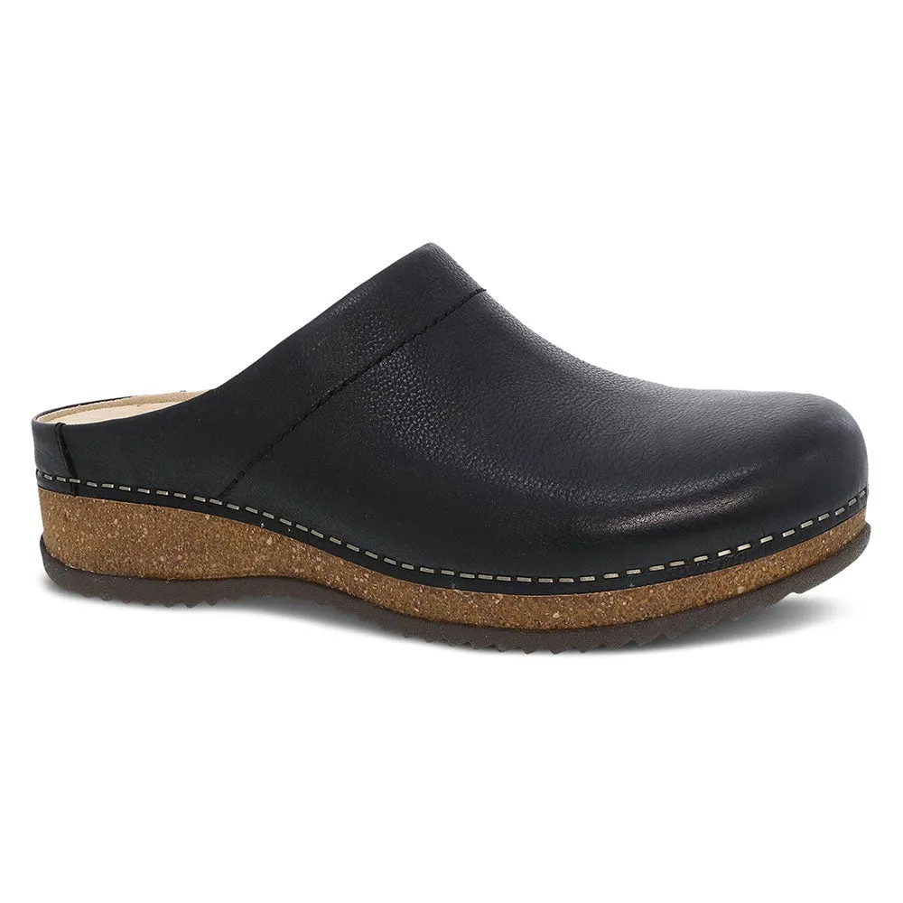 Trend-setting silhouette Mariella