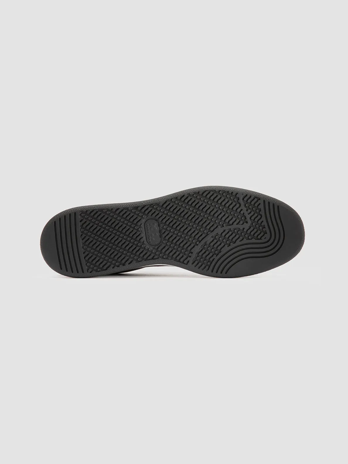 Professional Footwear Flattering Fit THE ANSWER 002 - Black Leather and Suede Low Top Sneakers