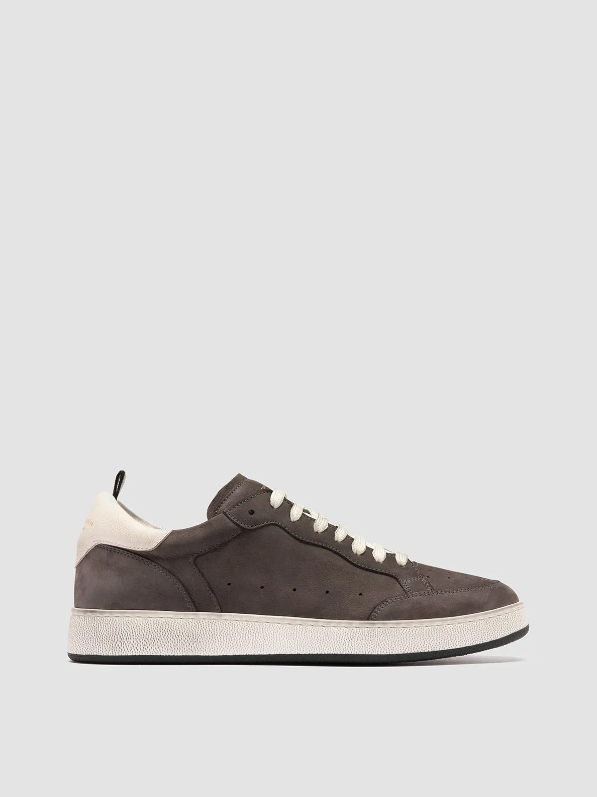 Lightweight Ease THE ANSWER 002 - Black Leather and Suede Low Top Sneakers