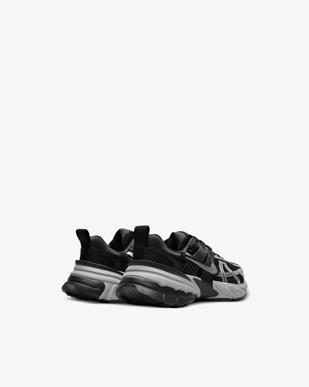 Luggage Fit Nike V5 Run Runtekk Black Silver Sneakers