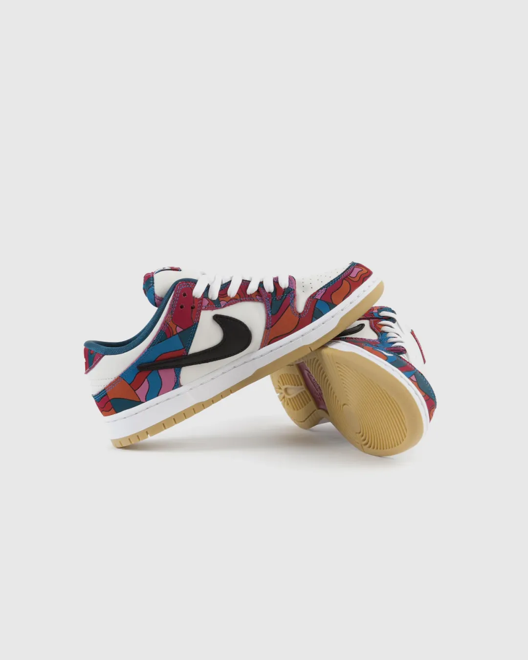 running in dusty tracks shoes tapered running shoes Nike SB x Parra Dunk Low Pro ??Abstract Art?? Sneakers
