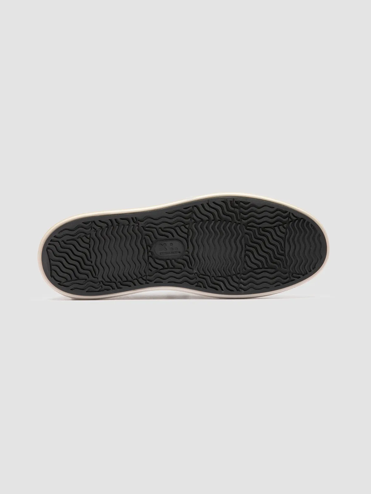 Core Fitness Breath Mesh RELEASE 001 - Grey Leather Sneakers