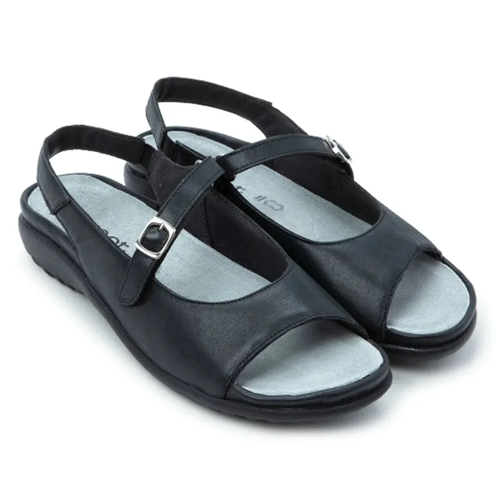 Built-in comfort Toka Sandal