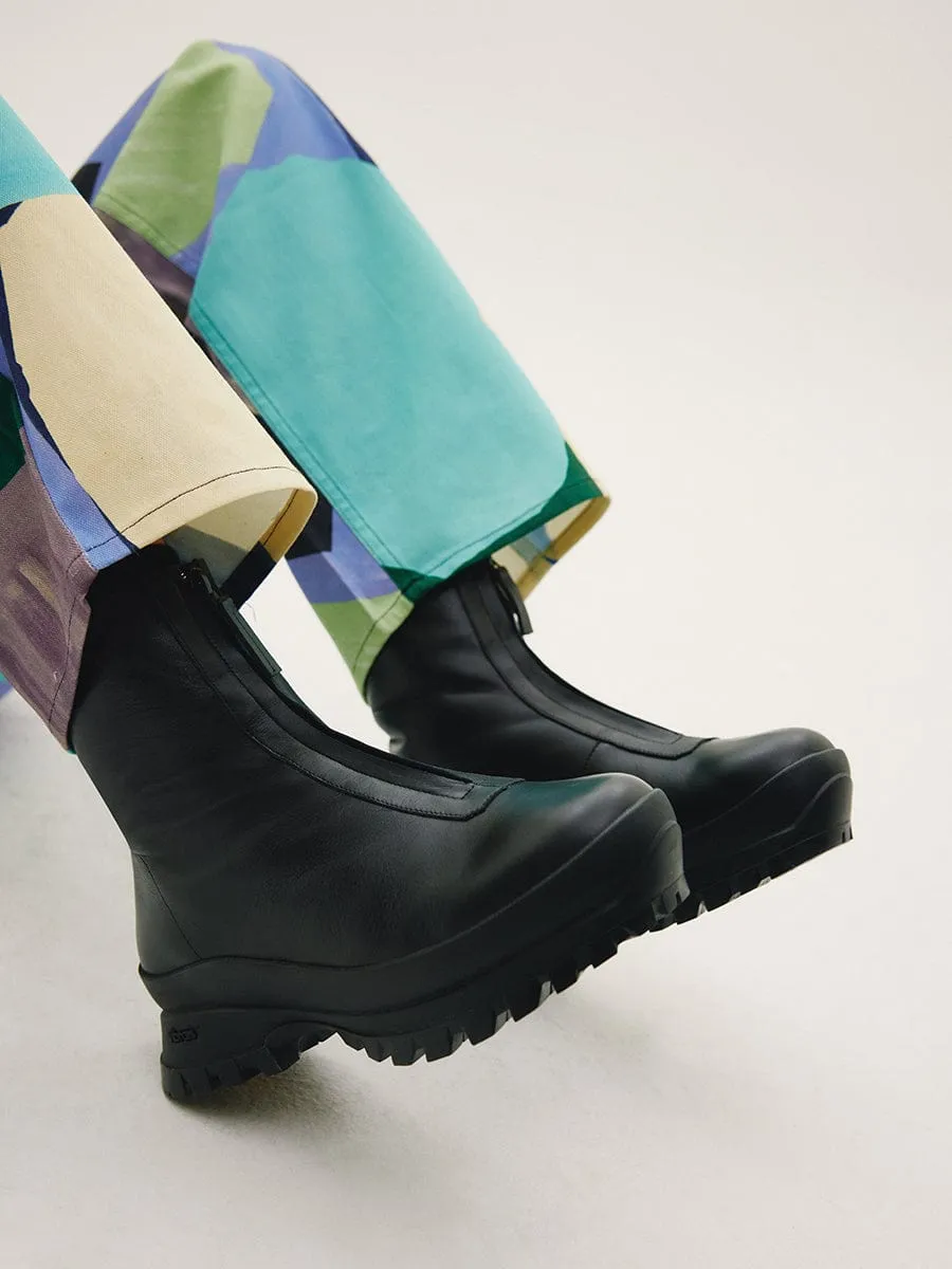 Fashion Show All terrain Estrella Black Lined Boot
