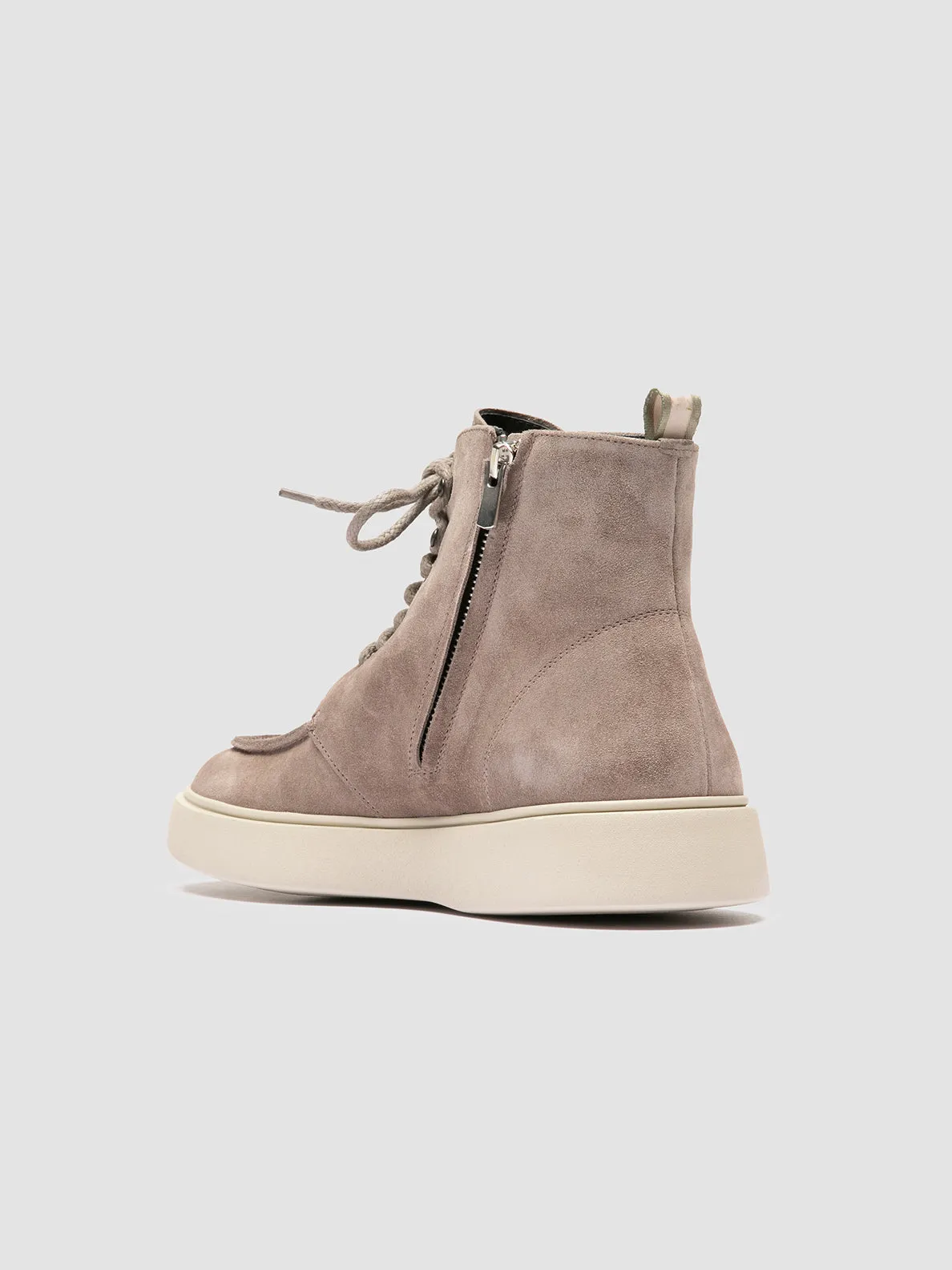 FRAME 004 - Grey Suede Lace-up Boots Effortless Ease