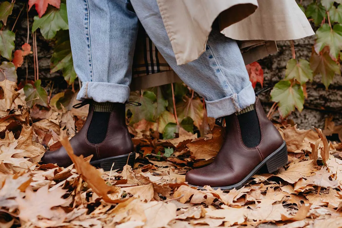Travel Companion Businessman Blundstone #2060 Shiraz