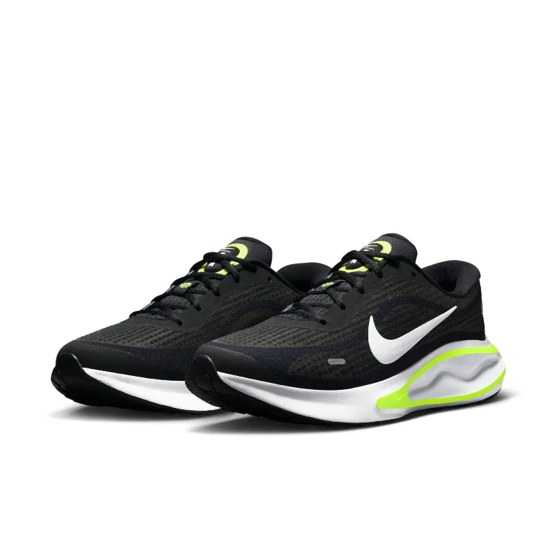 NIKE JOURNEY RUN Soft Traction