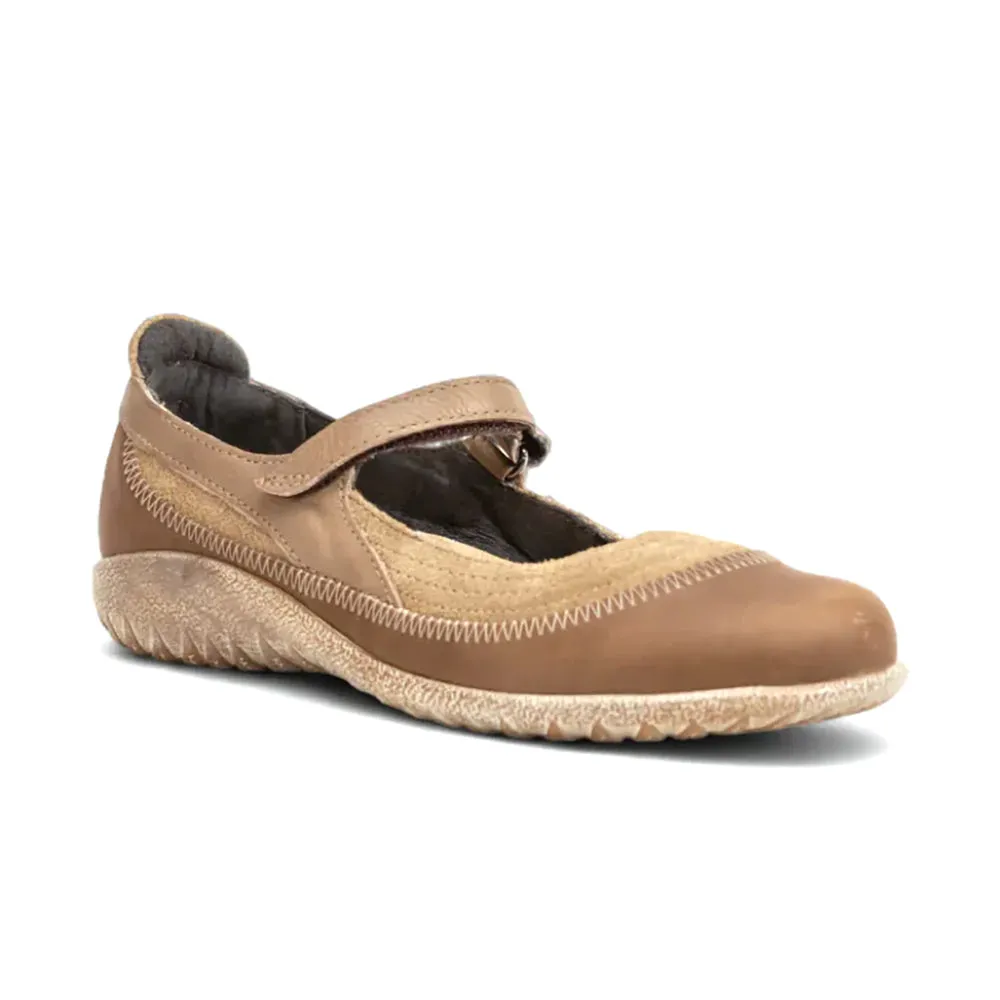 Kirei  (11042) - Almond Suede Everyday Motion Core Fitness